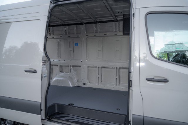 Used 2026 Mercedes-Benz Sprinter 2500 image 11