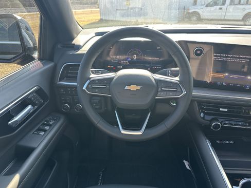 New 2026 Chevrolet Tahoe Premier w/ Sun And Tow Package AWD/4WD image 24