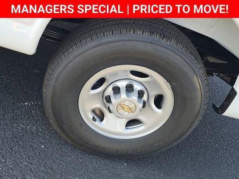 New 2025 Chevrolet Express 2500 Extended w/ Enhanced Convenience Package image 17