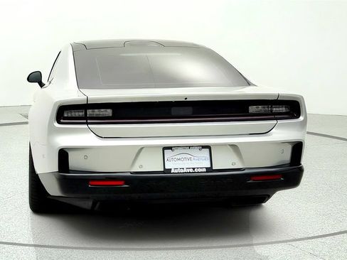 Used 2024 Dodge Charger Daytona R/T w/ Plus Group AWD/4WD image 6