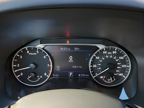 Used 2025 Nissan Altima 2.5 SR FWD image 19
