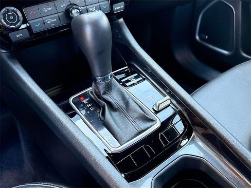 Used 2025 Jeep Compass Latitude w/ Sun & Sound Group image 17