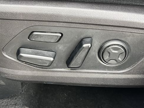 Used 2022 Kia Sorento SX FWD image 28