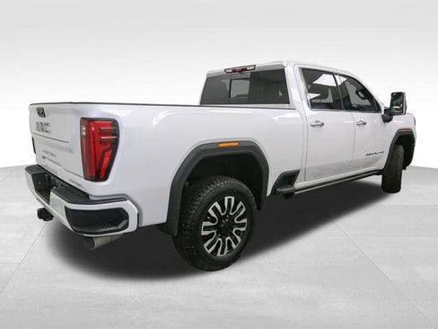 Used 2024 GMC Sierra 2500 Denali Ultimate image 10
