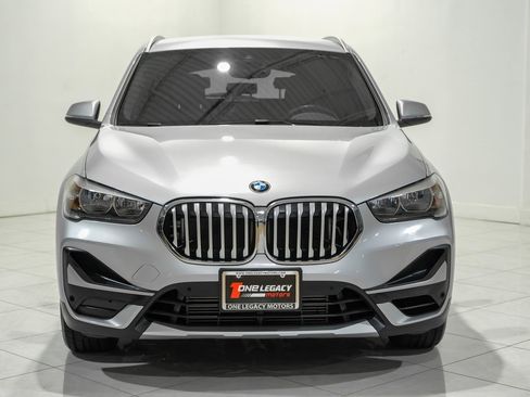 Used 2021 BMW X1 sDrive28i image 2