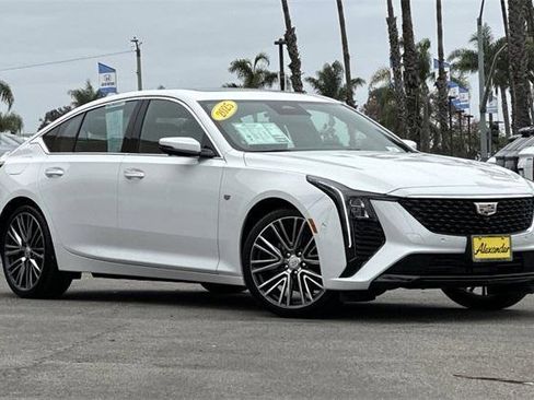 New 2025 Cadillac CT5 Premium Luxury image 2