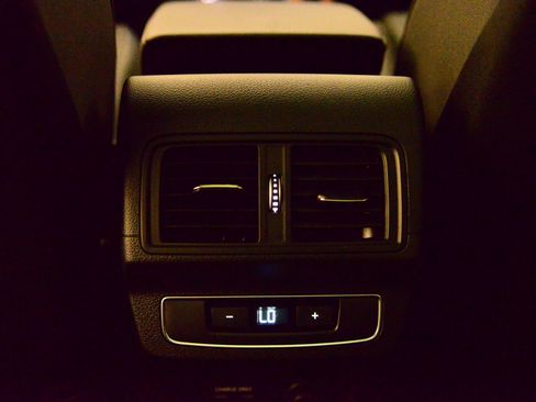 Certified 2023 Audi Q5 e Premium Plus w/ Premium Plus Package image 25