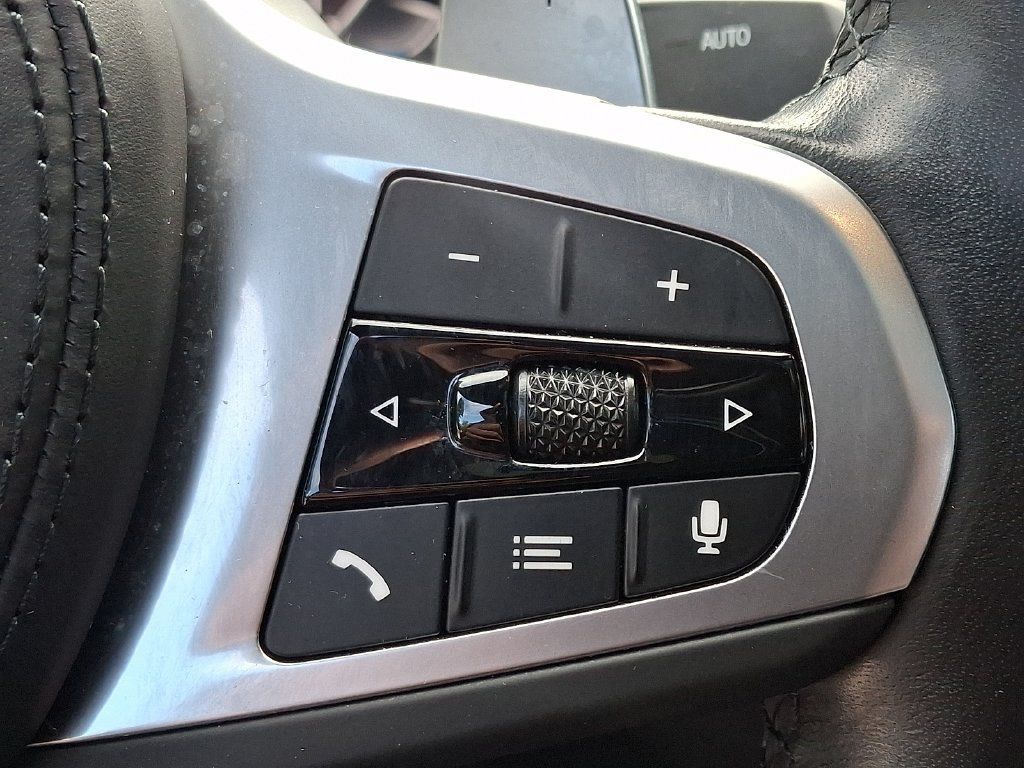 Used 2023 BMW 540i xDrive w/ M Sport Package AWD/4WD image 23