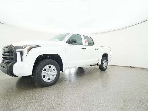 New 2026 Toyota Tundra SR image 8