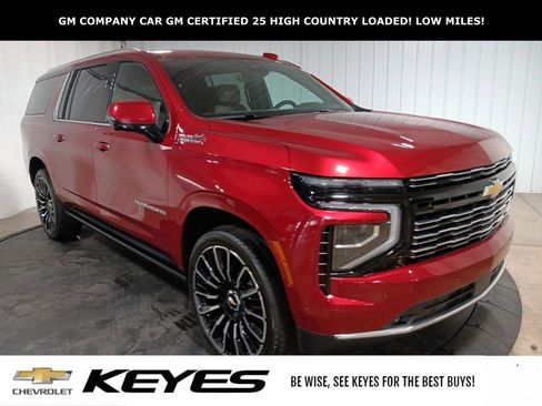 Certified 2025 Chevrolet Suburban High Country image 11