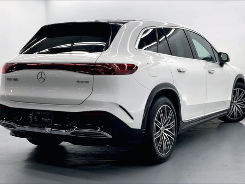 Certified 2023 Mercedes-Benz EQS 580 4MATIC SUV image 5