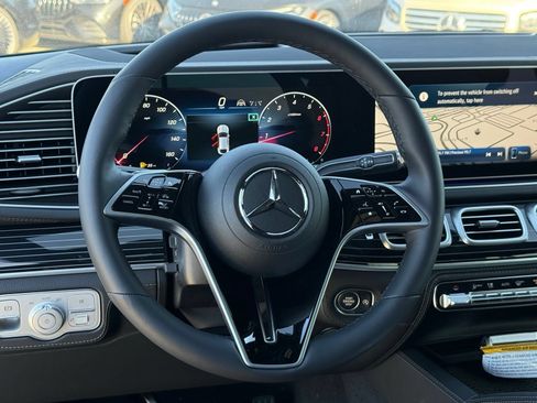 Used 2025 Mercedes-Benz GLE 450 4MATIC Coupe image 27