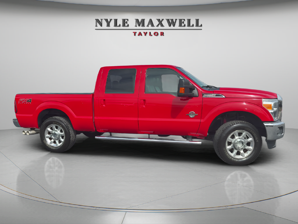Used 2016 Ford F250 Lariat w/ Lariat Ultimate Package AWD/4WD image 4