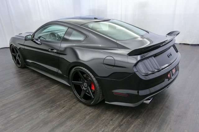 Used 2017 Ford Mustang GT Premium w/ GT Performance Package RWD image 11