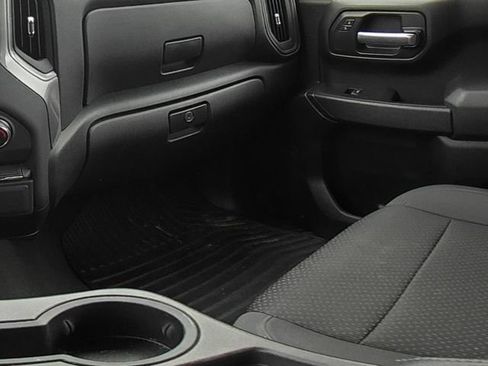 Used 2021 Chevrolet Silverado 1500 Custom Trail Boss w/ LPO, Dark Essentials Package AWD/4WD image 25