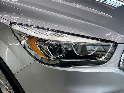 Used 2018 Ford Escape SEL AWD/4WD image 30