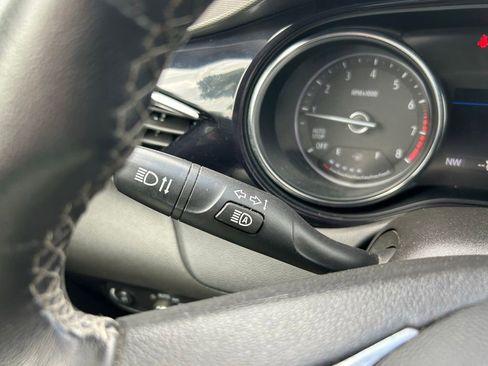 Used 2021 Buick Encore GX Select AWD/4WD image 19