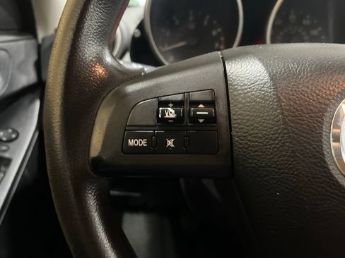 Used 2011 MAZDA MAZDA3 i Sport FWD image 21