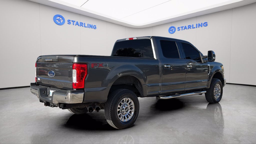 Used 2018 Ford F250 XLT w/ XLT Premium Package AWD/4WD image 9