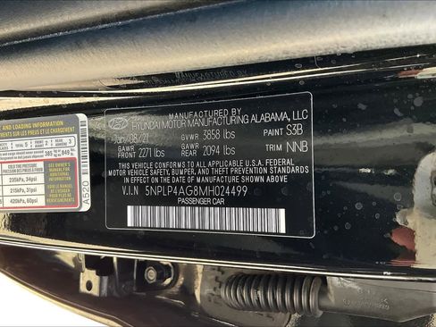 Used 2021 Hyundai Elantra Limited FWD image 35