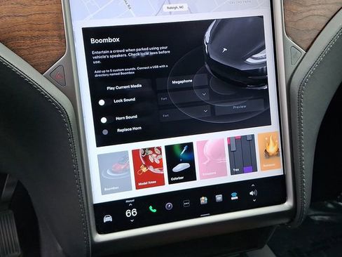 Used 2020 Tesla Model X Long Range image 25