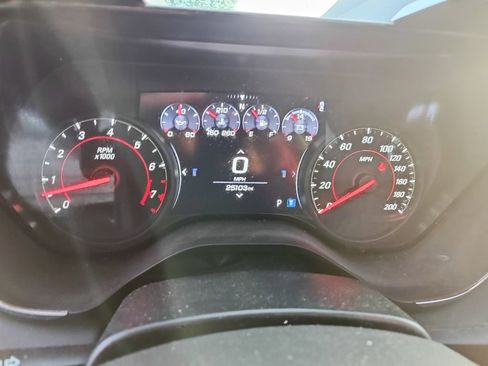 Used 2024 Chevrolet Camaro SS RWD image 10
