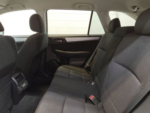 Used 2019 Subaru Outback 2.5i Premium AWD/4WD image 18