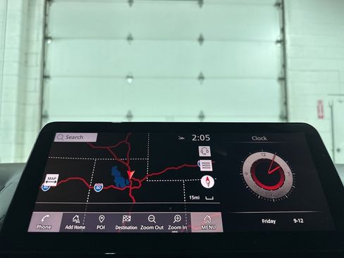 Used 2022 Nissan Armada SL w/ Captain's Chairs Package image 24