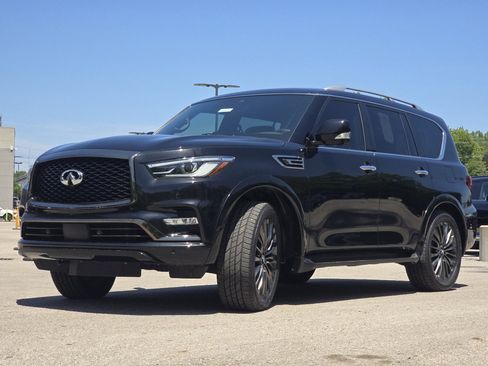 Used 2023 INFINITI QX80 Premium Select AWD/4WD image 13