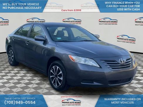 Used 2007 Toyota Camry LE FWD image 3