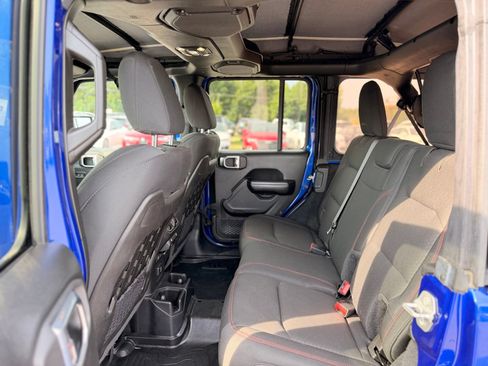 Used 2019 Jeep Wrangler Unlimited Rubicon AWD/4WD image 29