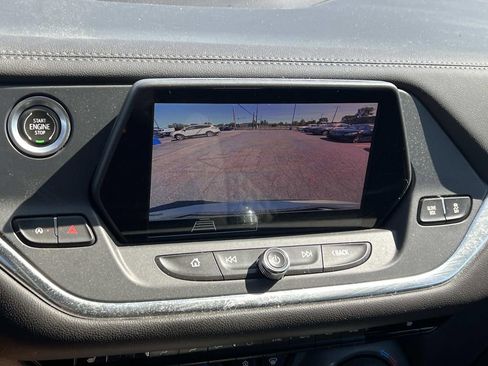 Used 2022 Chevrolet Blazer LT FWD image 18
