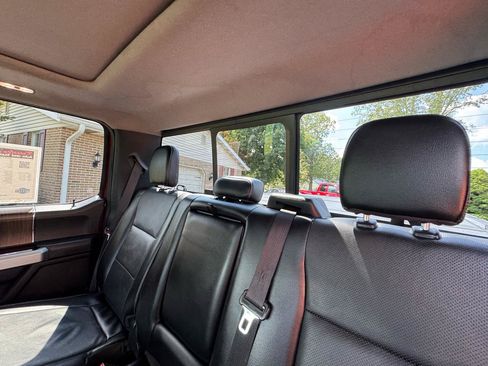 Used 2016 Ford F150 Lariat w/ Equipment Group 502A Luxury AWD/4WD image 26
