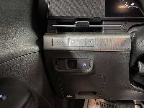 Used 2025 Hyundai Kona SEL AWD/4WD image 19
