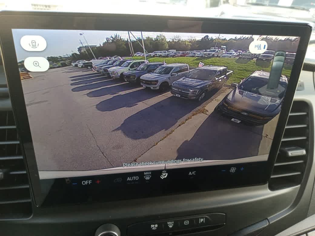 Used 2023 Ford E-Transit 148 High Roof Extended RWD image 16