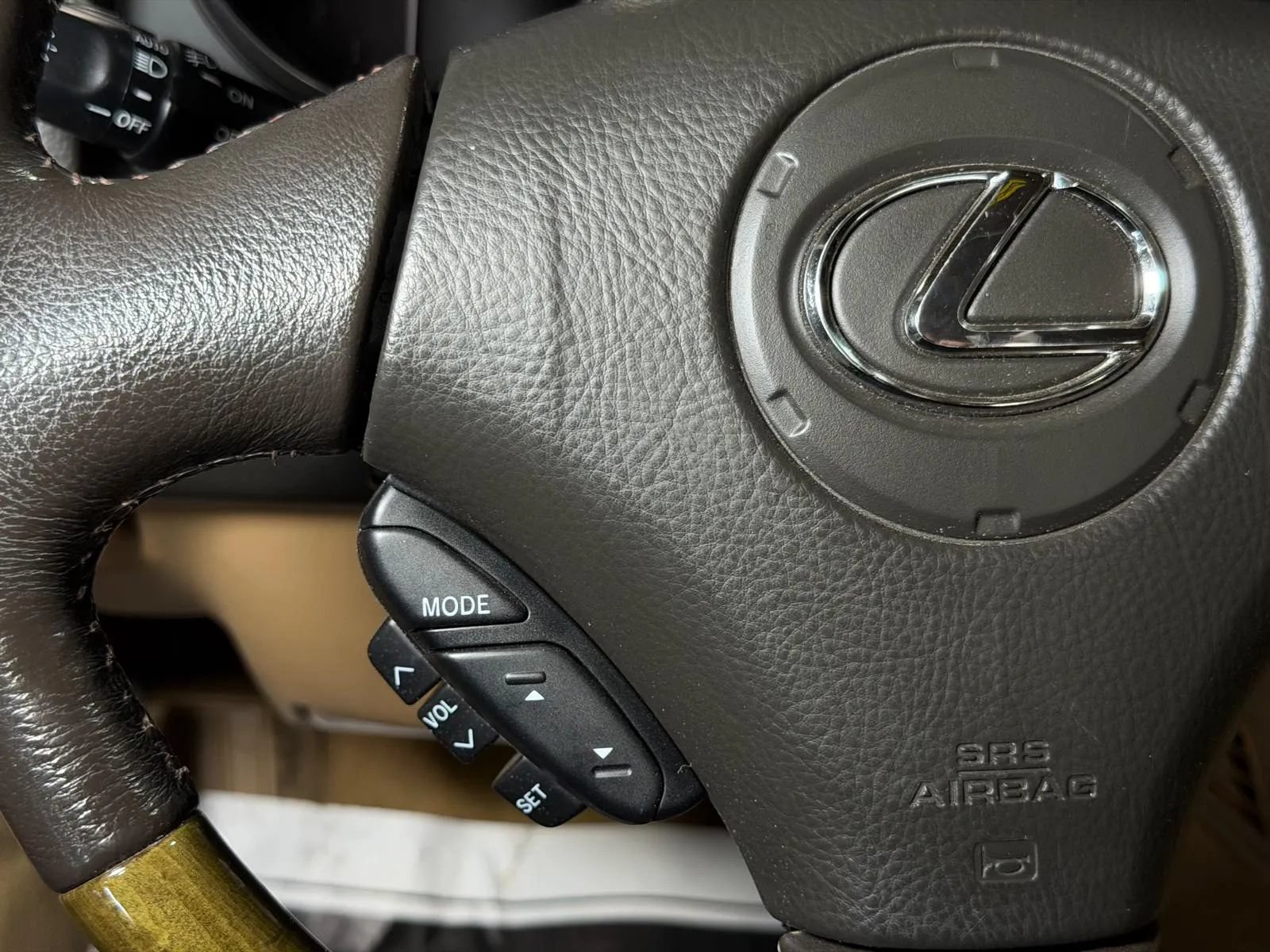 Used 2007 Lexus SC 430 Convertible w/ Preferred Accessory Pkg RWD image 27