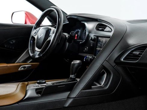 Used 2014 Chevrolet Corvette Stingray Convertible w/ 2LT Preferred Equipment Group image 23