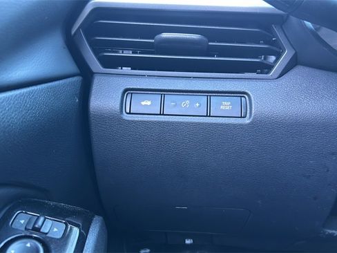 Used 2025 Nissan Altima 2.5 SR image 28