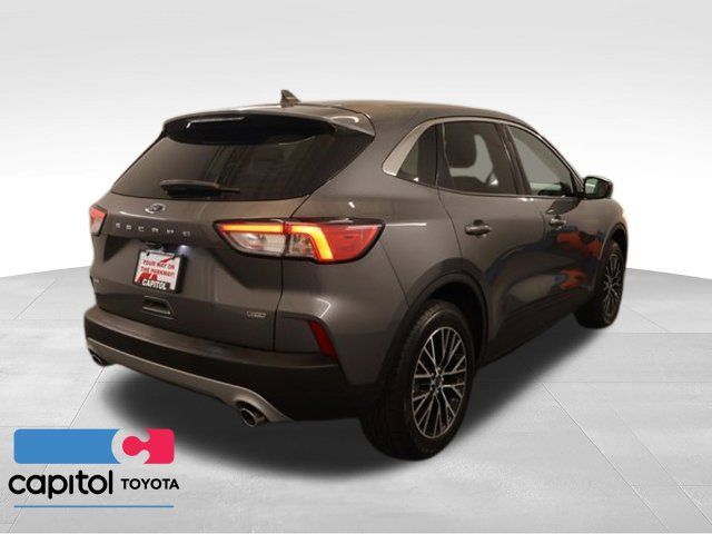Used 2022 Ford Escape SE FWD image 2