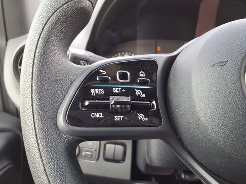 Used 2022 Mercedes-Benz Sprinter 2500 image 23