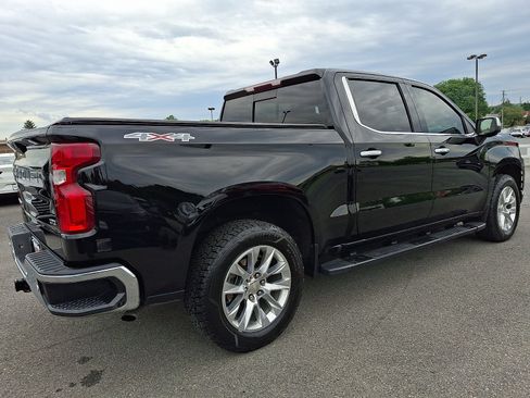 Used 2019 Chevrolet Silverado 1500 LTZ w/ LTZ Premium Package AWD/4WD image 6