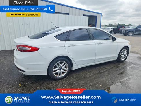Used 2016 Ford Fusion SE FWD image 4
