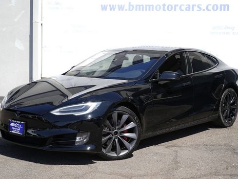 Used 2020 Tesla Model S Performance AWD/4WD image 2