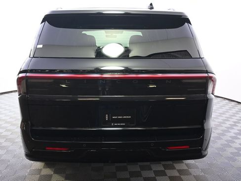 New 2026 Lincoln Navigator L Reserve AWD/4WD image 5