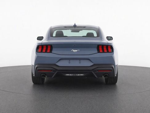 Used 2024 Ford Mustang Coupe RWD image 7