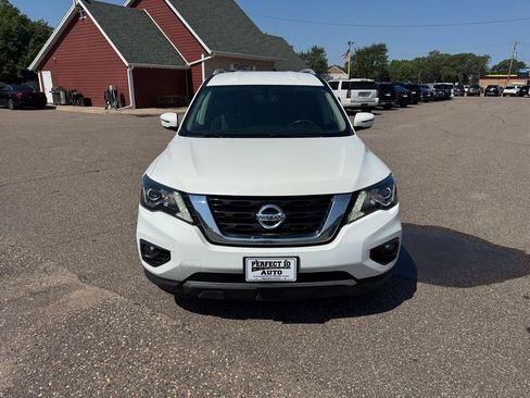 Used 2017 Nissan Pathfinder SV AWD/4WD image 12