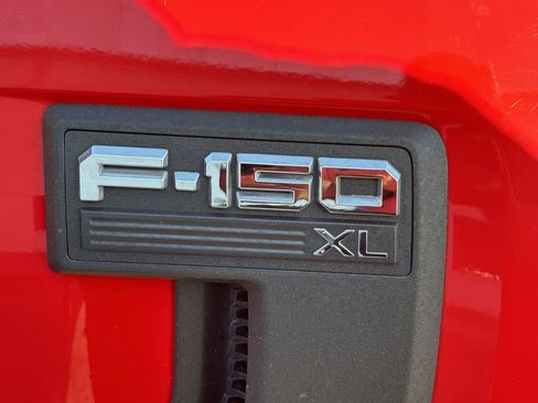 Used 2022 Ford F150 XL w/ Trailer Tow Package RWD image 15