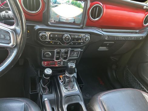 Used 2021 Jeep Wrangler Unlimited Rubicon AWD/4WD image 27