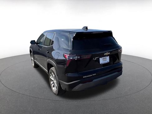 Used 2025 Chevrolet Equinox LT image 11