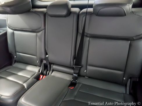 Used 2025 Ford Expedition Active AWD/4WD image 14